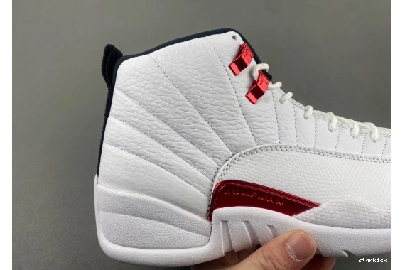 “Twist”  Air 12 CT8013-106 Jordan CT8013-106 0807